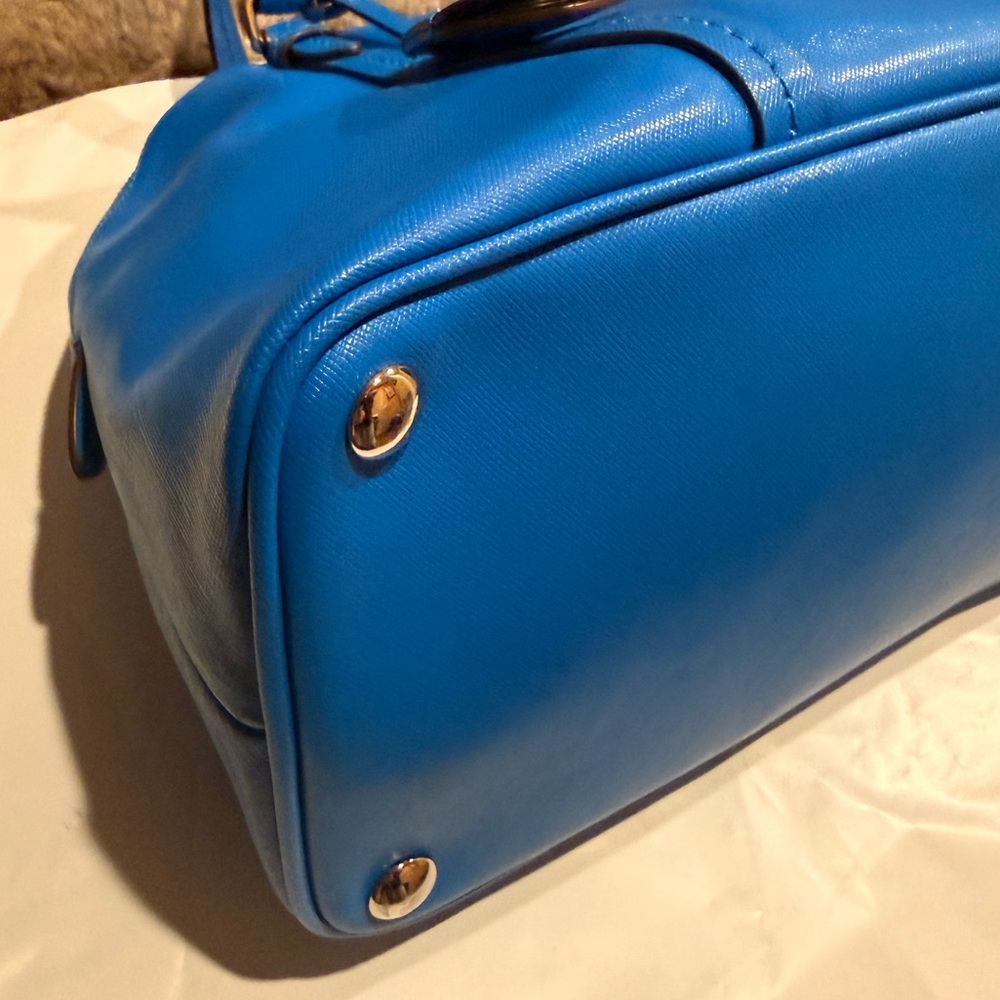 Coach Peyton Leather Cora Domed Satchel in blue saffiano leather - Picture 13 of 17